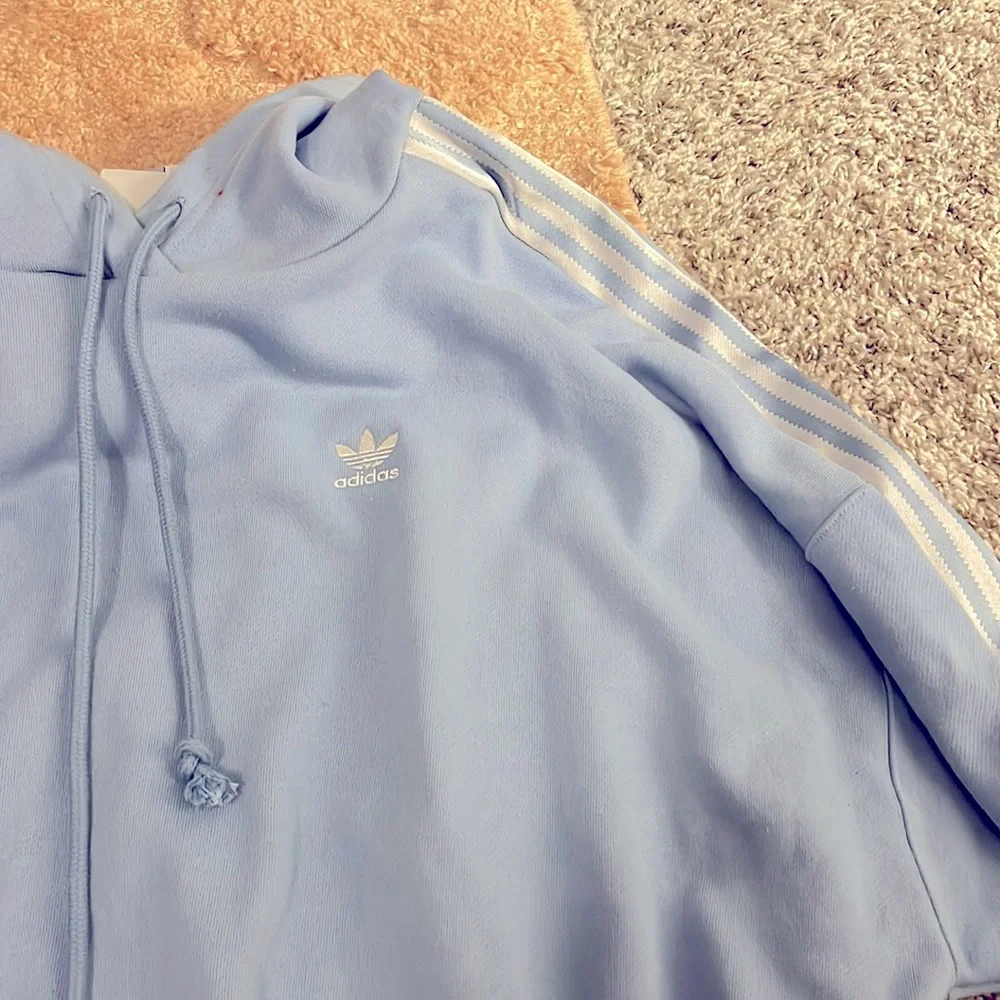 Light blue Adidas cropped hoodie - Picture 4 of 4